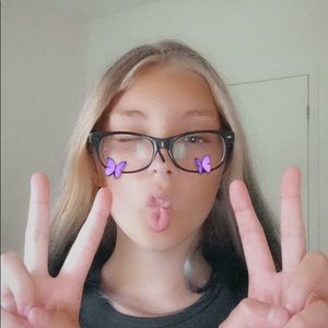 Meet your Posher, Hailey